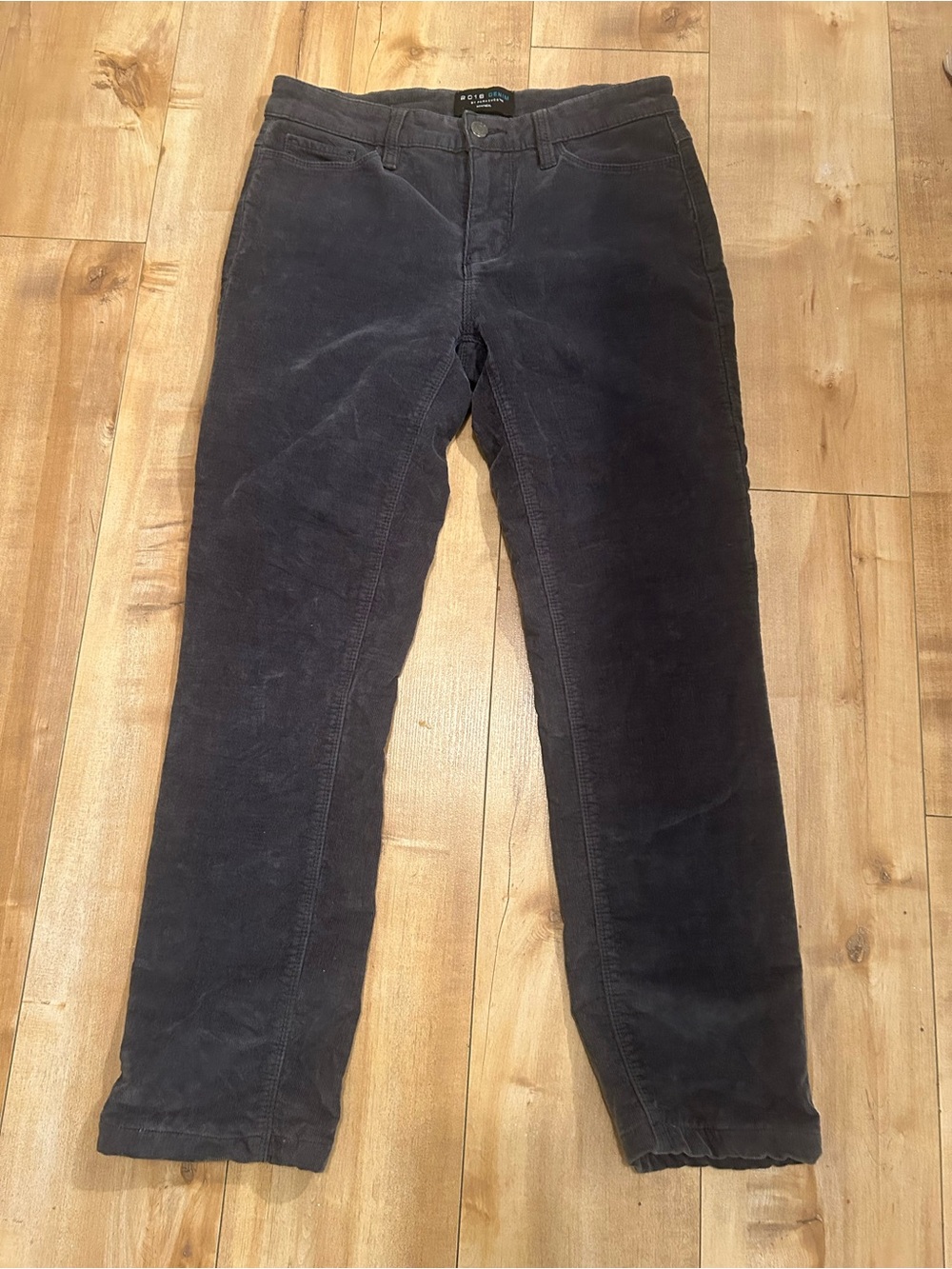 2016 Denim by Parasuco Grey Corduroy Straight Leg Pants - Size 6
